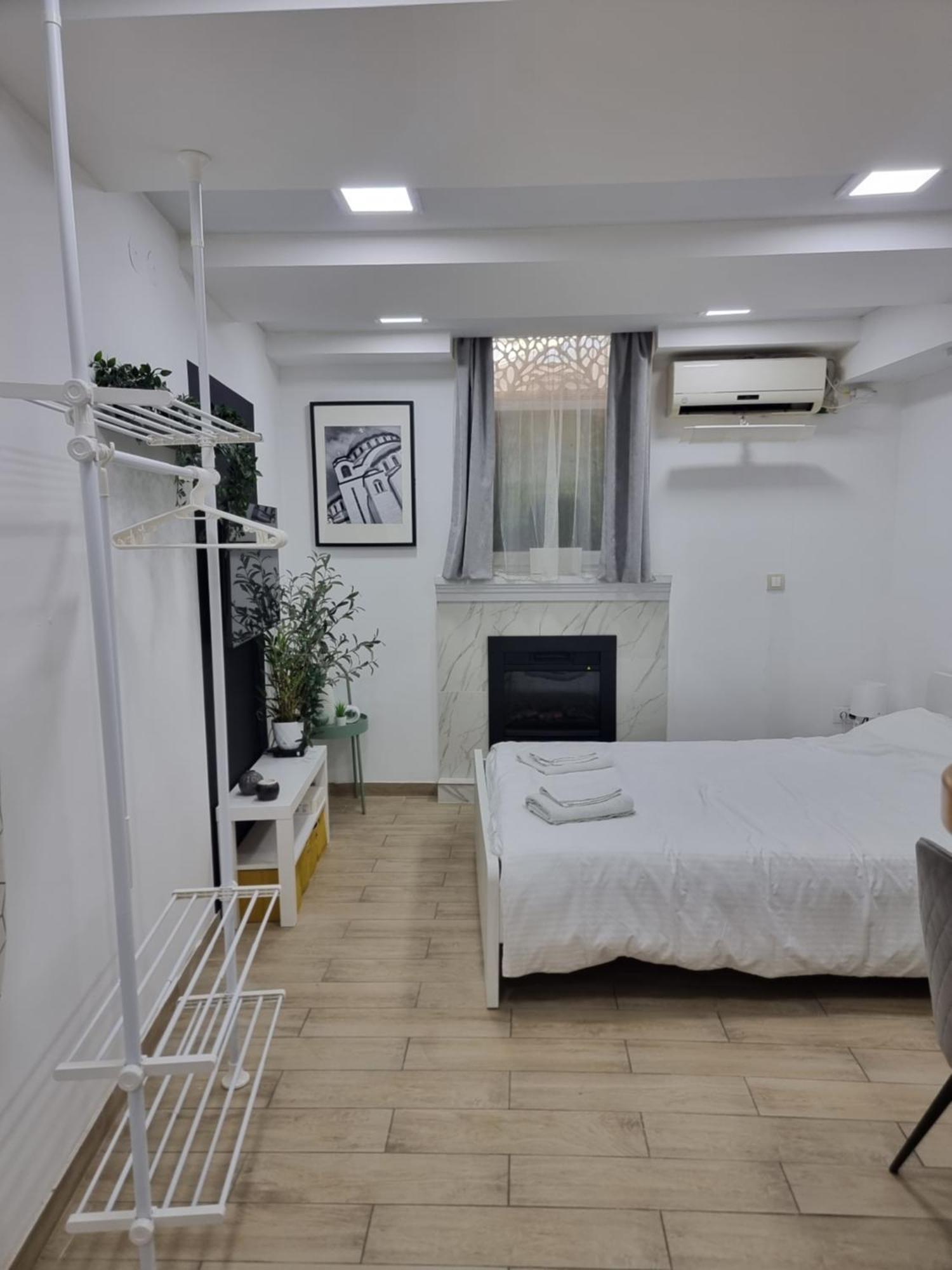 Apartmán Elegant Yellow Submarine Bělehrad Exteriér fotografie